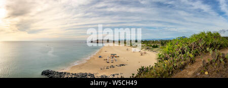 Panorama Landschaft der Bai Xep Strand von der Spitze des Hügels in Phu Yen Provinz, Vietnam Stockfoto