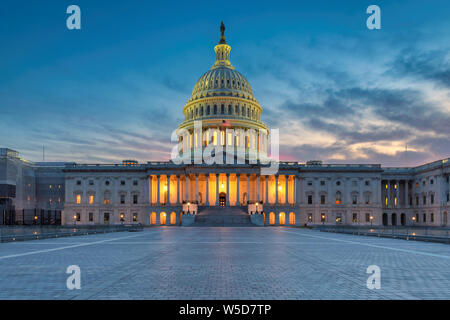 Der United States Capitol Building bei Sonnenuntergang, Washington DC, USA. Stockfoto