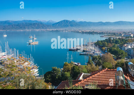 Sommer Landschaft von Fethiye Stadt in der Türkei Stockfoto