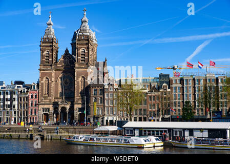 Basilika des Heiligen Nikolaus, die katholische Kirche in Amsterdam, Niederlande Stockfoto