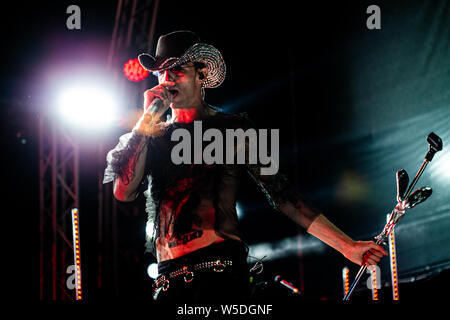 Grugliasco, Turin, Italien 27.Juli 2019 Achille Lauro live auf Gruvillage Festival 2019 © Roberto Finizio / alamy Stockfoto