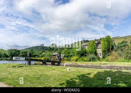 Schmalen Kanal, slaithwaite Huddersfield, Huddersfield, West Yorkshire, UK. Stockfoto