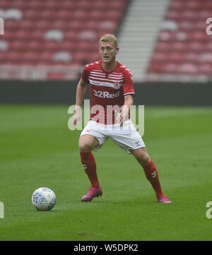 Middlesbrough, UK. 28. Juli 2019. George Saville Bild während der Vorsaison Freundschaftsspiel zwischen Middlesbrough und als Saint-ƒtienne im Riverside Stadium, Middlesbrough am Sonntag, den 28. Juli 2019. (Bild: Tom Collins | MI Nachrichten) Credit: MI Nachrichten & Sport/Alamy leben Nachrichten Stockfoto