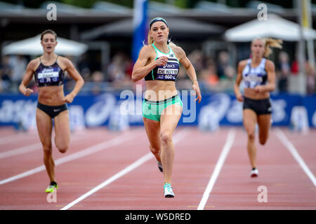 Den Haag, Niederlande. 28. Juli 2019. Den Haag, 28-07-2019, Niederländisch Leichtathletik WM, NK Atletiek abschließenden Tag, Haag Atletiek, Lisanne de Witte (M) Sieger Frauen 400 m-Finale Credit: Pro Schüsse/Alamy leben Nachrichten Stockfoto