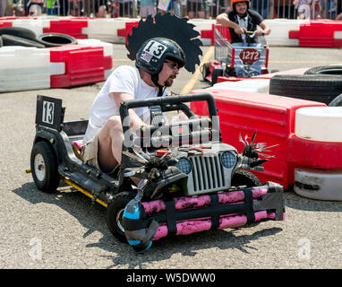 Dearborn, Michigan, USA. 28. Juli 2019. Titel Action in der Power Racing Serie während des 10. jährlichen Maker Faire Detroit am Henry Ford Museum der amerikanischen Innovation. Maker Faire ist eine Versammlung der Tech-Enthusiasten, Tüftler, Techniker und Science Club Mitglieder, die sich versammeln, um zu zeigen und zu teilen wissen über das, was Sie gemacht haben. Credit: Brian Cahn/ZUMA Draht/Alamy leben Nachrichten Stockfoto