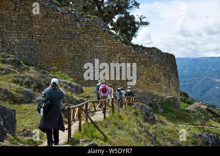 Festung Kuelap, Chachapoyas, 6.-16. Jahrhundert, selten besucht, abseits der ausgetretenen Pfade, 3000 m hoch, befestigte Stadt, Cloud Warriors, Norden von Peru, Südamerika Stockfoto