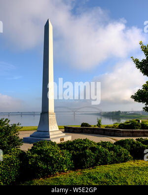 Am Ufer des Mississippi River in downtown Memphis, Tennessee, ist der Park für Tom Lee, ein Held, der 32 Menschen vor dem Untergang gerettet benannt Stockfoto