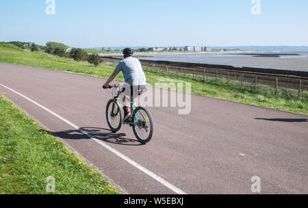 Fahrrad, Radfahren, Millennium, Küsten, Pfad, Llanelli, Carmarthenshire, West, Wales, Welsh, UK, GB, Großbritannien, Britische, Stockfoto