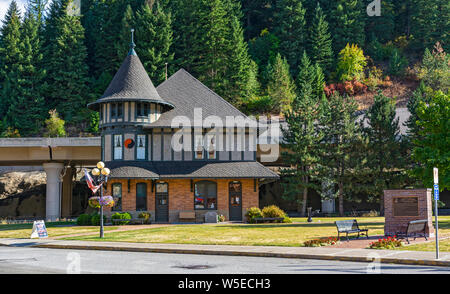 Idaho, Wallace, historische Bergbaustadt, gegründet 1884, Northern Pacific Depot (1902) & Railroad Museum Stockfoto