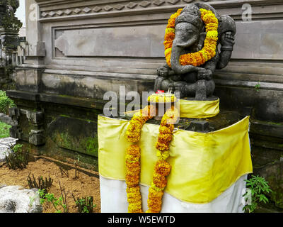 Statue von Ganesh bei Pura Ulun Danu beratan Tempel auf Bali Stockfoto