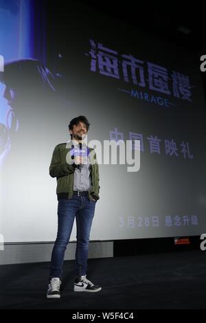 Spanische Drehbuchautor und Regisseur Oriol Paulo besucht die Premiere für neuen Film 'Mirage' in Peking, China, 24. März 2019. Stockfoto