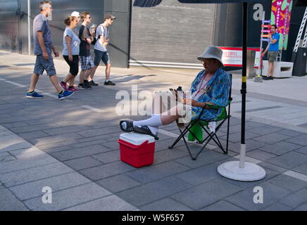 Montreal, Quebec, Kanada. Apr 2019. Events, Comedy, Künstler, und Spaß und Speisen, auf den nur Für lacht Festival. Illustrative Editorial. Stockfoto