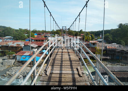 Abgelegenen Dorf Bukit Lawang in Nordsumatra, Indonesien, ist ein beliebtes Ziel für Ökotourismus Stockfoto