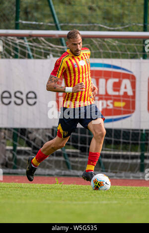 Andrea La Mantia (Lecce) während der während der Vorsaison Freundschaftsspiel zwischen Lecce 6-0 Virtus Bozen an Zaccaria Stadion am 25. Juli 2019 in St. Ulrich, Italien. Credit: Maurizio Borsari/LBA/Alamy leben Nachrichten Stockfoto