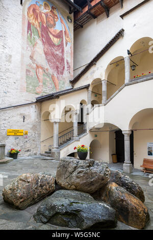 Österreich, das UNESCO-Biosphärenreservat der Salzburger Lungau, Burg Mauterndorf, eine Burg in der Gemeinde Mauterndorf, auf einer Höhe von 1.138 m gelegen Stockfoto