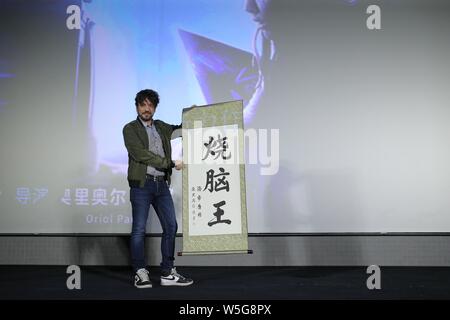 Spanische Drehbuchautor und Regisseur Oriol Paulo besucht die Premiere für neuen Film 'Mirage' in Peking, China, 24. März 2019. Stockfoto