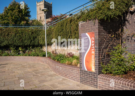 Burg Brücke (2017 gebaut) in Schwimmenden Hafen Anschluss Broadmead und Tempel Bereiche, Bristol, Großbritannien Stockfoto