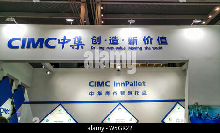 ---- Blick auf den Stand der China International Marine Containers (Group) Co., Ltd. (Cimc) während einer Messe in Shenzhen City, South China Guangdong p Stockfoto