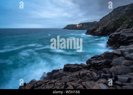 Das Minack Theater, als von pedn Vounder (Pedne) Strand, Porthcurno, Cornwall, England, Vereinigtes Königreich, Europa Stockfoto