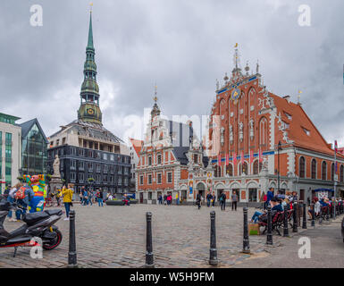 Schwarzhäupterhaus und Rathaus statt, Riga, Lettland, Baltikum, EU. Stockfoto