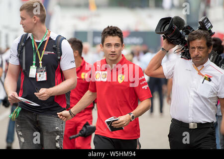 Charles Leclerc (MON, Scuderia Ferrari Mission Worfeln) Wanderungen durch das Fahrerlager, halb Bild, halb Abbildung, Rennen am 28.07.2019, Formel 1, Grand Prix von Deutschland in Hockenheim/Deutschland vom 26.07. - 28.07.2019, Saison 2019, | Verwendung weltweit Stockfoto