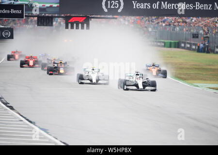 Hockenheim, Deutschland. 28. Juli 2019. Start mit Lewis Hamilton (aus, GBR, Mercedes-AMG PETRONAS Motorsport), Aktion, Rennen am 28.07.2019, Formel 1, Grand Prix von Deutschland in Hockenheim/Deutschland vom 26.07. - 28.07.2019, Saison 2019, | Verwendung der weltweiten Kredit: dpa/Alamy leben Nachrichten Stockfoto