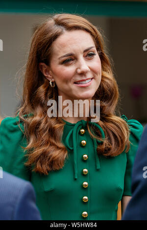 Katharina, Herzogin von Cambridge aka Kate Middleton während der Meisterschaften in Wimbledon 2019. Stockfoto
