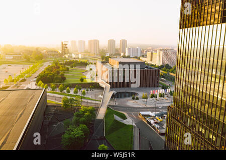 KATOWICE, Polen - Juni 08, 2019: Moderne Konzerthalle der Nationalen Orchester des polnischen Rundfunks in einem modernen Bezirk Kattowitz. Stockfoto