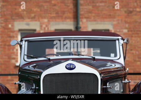 1939 Delage D8 120 Chapron Cabriolets im Bicester Heritage Center super Jagtfall. Bicester, Oxfordshire, England Stockfoto