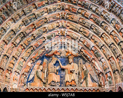 Das 13. Jahrhundert, polychrome, Pórtico de la Caridad, Majesy Portikus, in der Stiftskirche Santa Maria la Mayor, Toro, Provinz Zamora, können Sie den Stockfoto