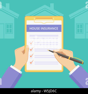 Haus Versicherung auf Zwischenablage mit Händen Abbildung. Hypothek Plan Konzept mit Haus Politik Umfrage zur Zwischenablage schützen, Flachbild Mann die Hände füllen Versicherung auf grünem Hintergrund Stockfoto