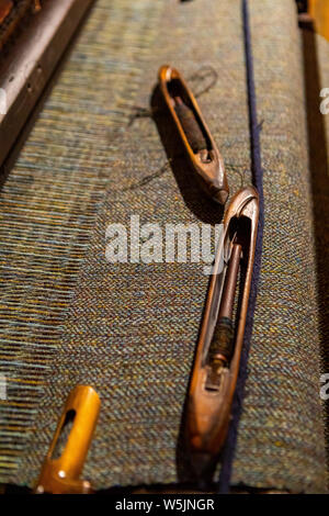 Nahaufnahme der traditionellen Weberei shuttle Stockfoto