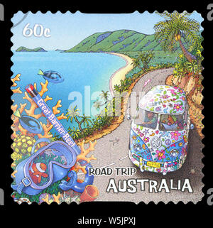 Australien - ca. 2013: einen Stempel in Australien gedruckt die Straße Reise gewidmet, zeigt, Adelaide, QLD, Australien, circa 2013. Stockfoto