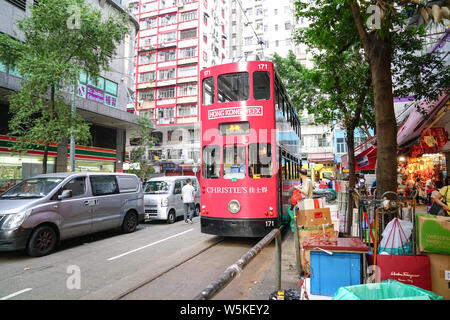 Hong Kong Island, Hong Kong-Nov 7., 2016: Hong Kong Tram oder Ding Ding. Ein sehr beliebtes Verkehrsmittel unter den Touristen. Stockfoto