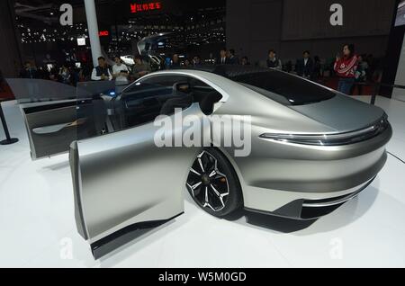 Auch ein ENOVATE MICH-S Concept Car ist in der 18. Shanghai Internationalen Automobil- Ausstellung angezeigt, wie die Auto Shanghai 2019, in S bekannt Stockfoto