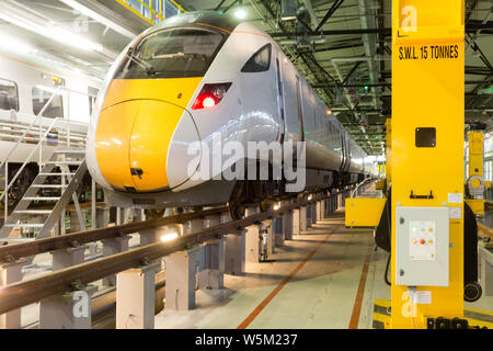 Hitachi zug Betriebshof Stockfoto