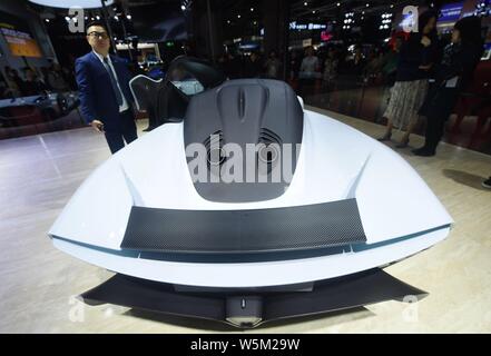 Auch ein BIN-RB003 Concept Car von Aston Martin ist in der 18. Shanghai Internationalen Automobil- Ausstellung angezeigt, da die automatische Shangh bekannt Stockfoto