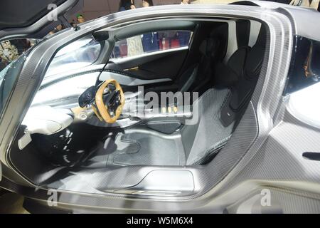 Auch ein BIN-RB003 Concept Car von Aston Martin ist in der 18. Shanghai Internationalen Automobil- Ausstellung angezeigt, da die automatische Shangh bekannt Stockfoto
