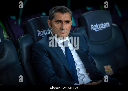 Head Coach Alejandro Valverde des FC Barcelona sieht vor die 31. Runde der Liga Saison 2018-2019 zwischen dem FC Barcelona und Club Atlet Stockfoto