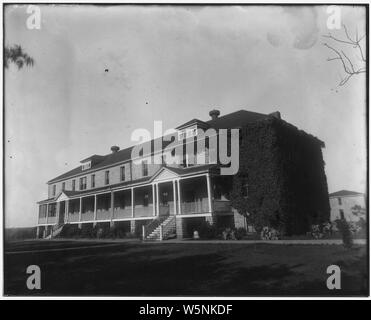 Home 3, 1915; Umfang und Inhalt: Dieses Foto ist Teil einer Serie von Glasplatte negative durch die Chilocco Indian School Print Shop in der indischen Schule Journal zur Veröffentlichung verwendet werden. Stockfoto