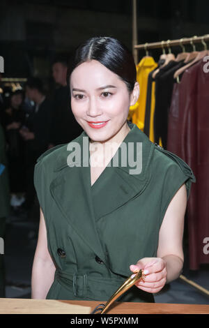 Chinesische Schauspielerin Faye Yu Yu Feihong oder besucht eine Werbeveranstaltung für Bottega Veneta in Shanghai, China, 9. Mai 2019. Stockfoto