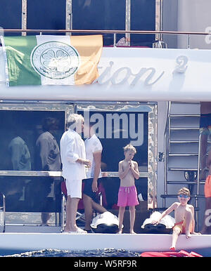 Portofino, Ita. 28. Juli 2019. Rod Stewart und Penny Lancaster im Urlaub in Portofino Credit: Unabhängige Fotoagentur/Alamy leben Nachrichten Stockfoto