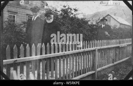 Herr Duncan mit Dr. Claxton und Herr Lopp. August 1913. Stockfoto