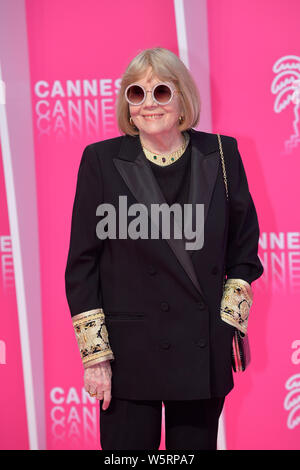 Diana Rigg an der Eröffnungszeremonie der 2. Serie Canneseries, dem Internationalen Festival von Cannes, im "Palais des Festivals am 5. April Stockfoto