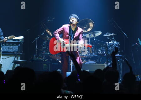 Japanische Sängerin und Songwriterin ASKA Aska führt während der Tournee 2019 in ASKA - Asien Tour in Hong Kong, China, 16. Juni 2019. Stockfoto