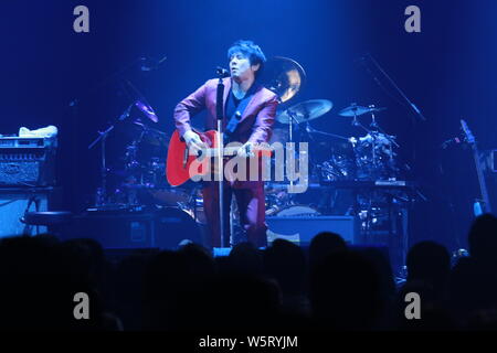 Japanische Sängerin und Songwriterin ASKA Aska führt während der Tournee 2019 in ASKA - Asien Tour in Hong Kong, China, 16. Juni 2019. Stockfoto