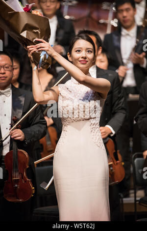 Gina Alice Redlinger, die Frau von chinesische Pianist Lang Lang, führt