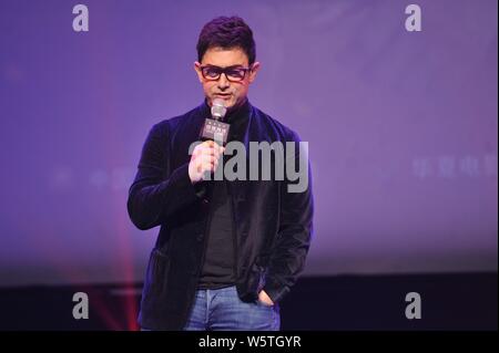 Indischen Schauspieler Aamir Khan besucht eine Premiere für seinen Film "Schläger von hindostan" in Peking, China, 24. Dezember 2018. Stockfoto