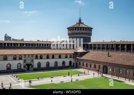 Mailand, Italien; Juli 2019: Innenansicht des Castello Sforzesco in Mailand Stockfoto