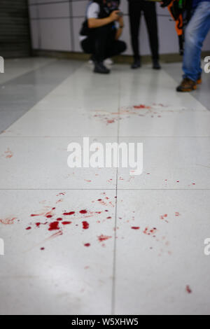 Yuen Long, Hong Kong - 27. Juli 2019: Weil der Gangster Angriff Bürger am Bahnhof am 21. Juli Protest in Yuen Long Protest gegen Th Stockfoto